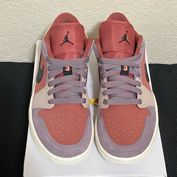 Brand New Womens Jordan 1 Low Canyon Rust sz 8.5 - Picture 3 of 6